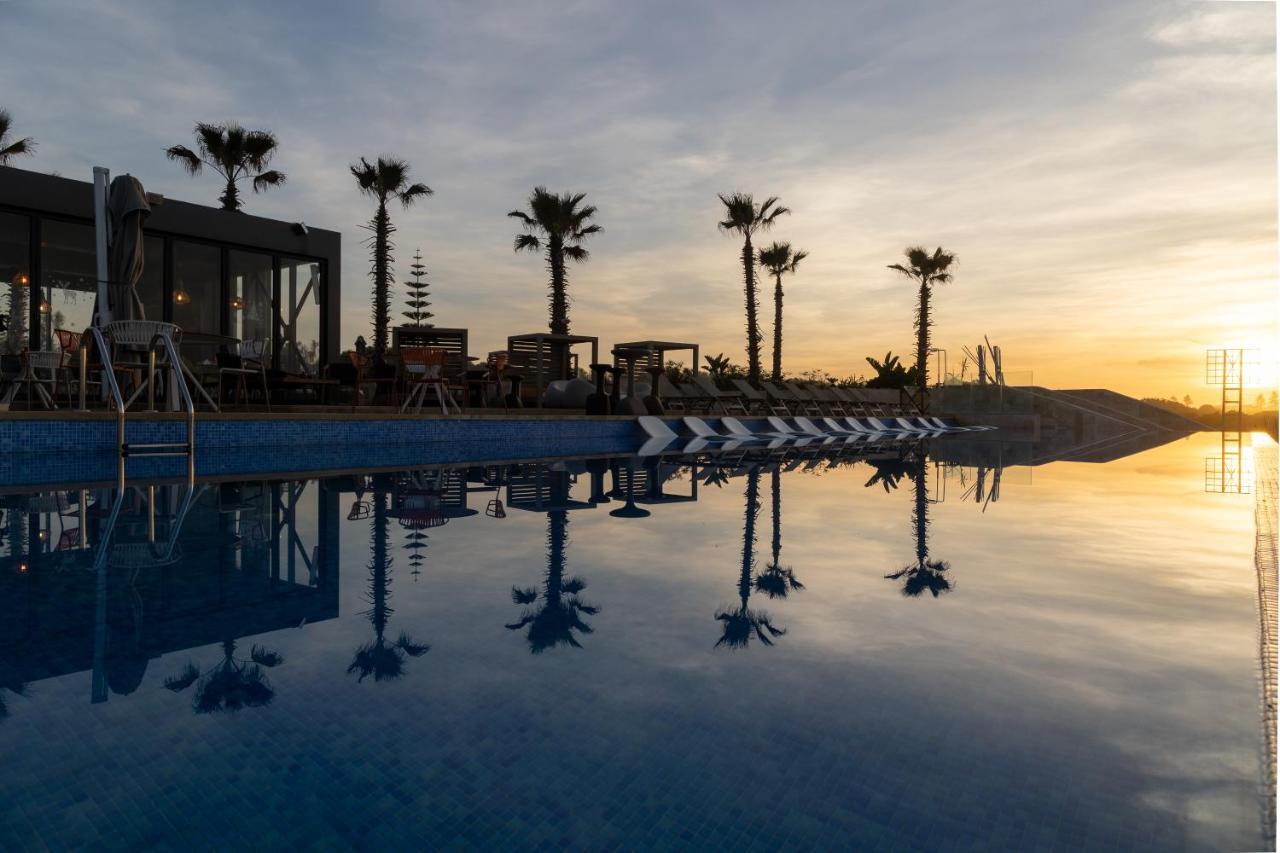 Pullman Mazagan Royal Golf & Spa El Jadida Exterior foto Sunset at the pool