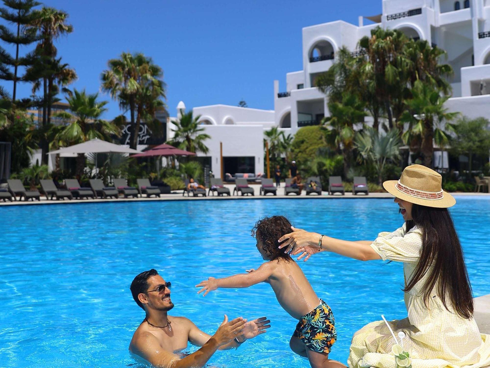 Pullman Mazagan Royal Golf & Spa El Jadida Exterior foto Family at a resort in Tunisia