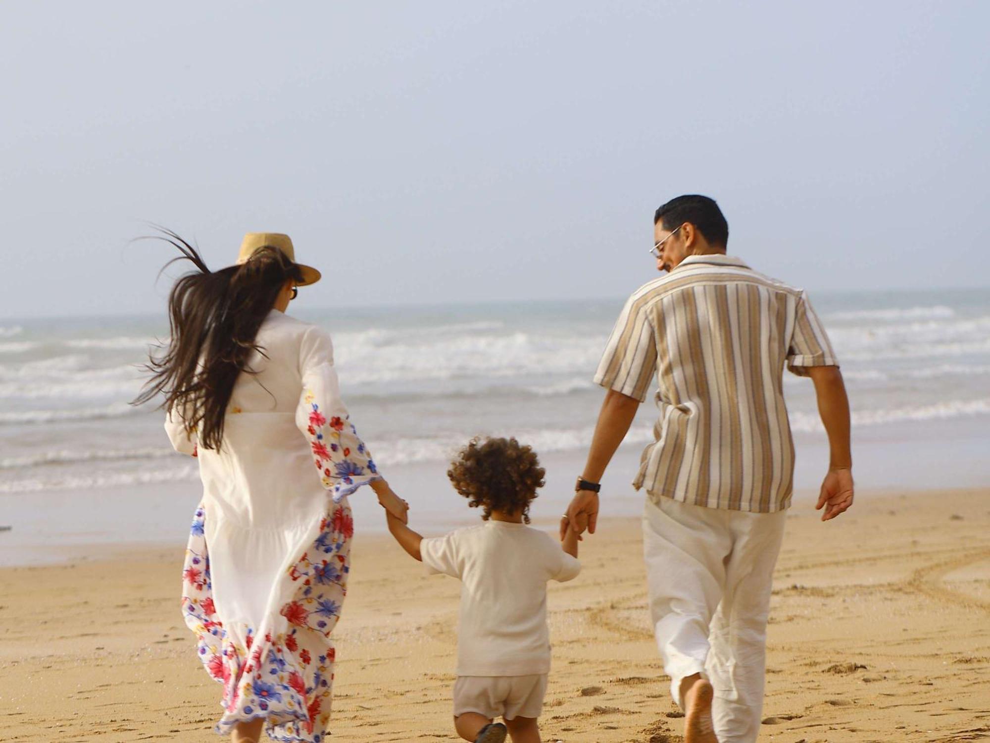Pullman Mazagan Royal Golf & Spa El Jadida Exterior foto A family on the beach